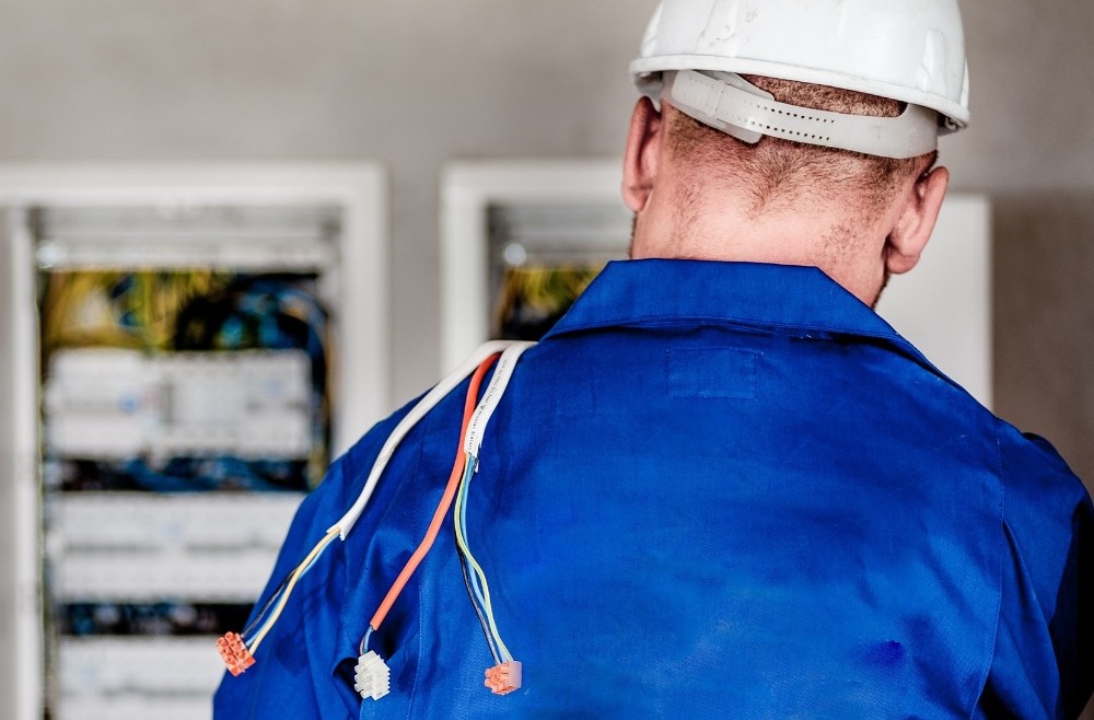 Jak ważny jest odpowiedni dobór hełmu ochronnego?